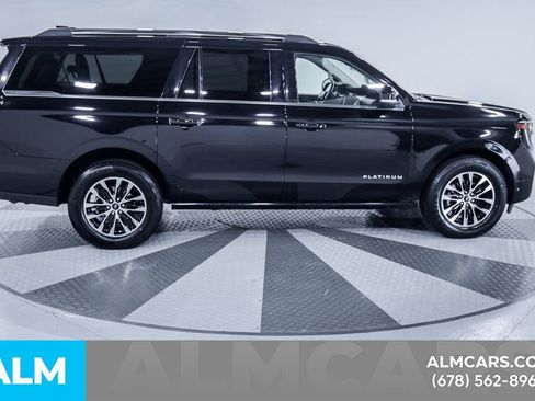 Used 2025 Ford Expedition Max Platinum AWD/4WD image 11