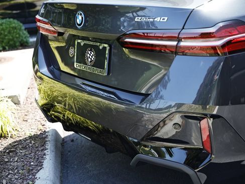 New 2027 BMW i5 eDrive40 RWD image 5