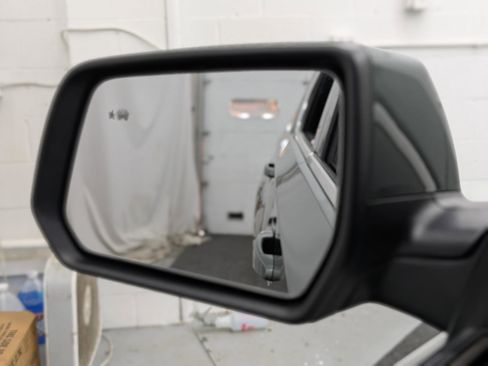 Used 2023 Chevrolet Traverse LT image 15