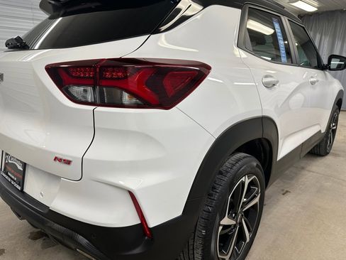 Certified 2022 Chevrolet TrailBlazer RS w/ Technology Package image 26