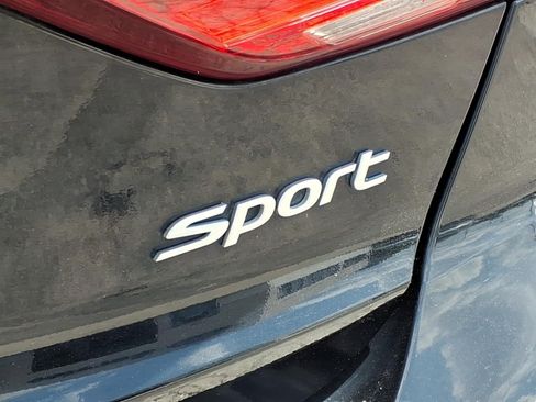 Used 2018 Hyundai Elantra Sport FWD image 5