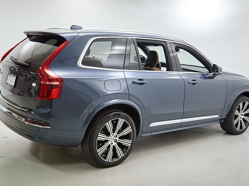 Certified 2024 Volvo XC90 T8 Ultimate w/ Protection Package image 9