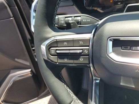 New 2026 GMC Acadia Denali Ultimate FWD image 28
