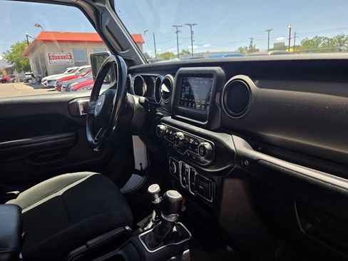 Used 2020 Jeep Gladiator Sport w/ Quick Order Package 24S AWD/4WD image 6