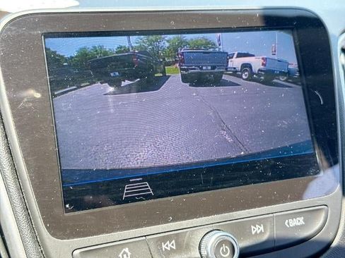 Used 2020 Chevrolet Malibu LS FWD image 14