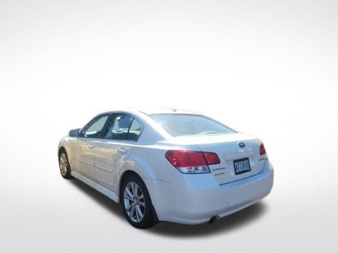 Used 2013 Subaru Legacy 2.5i Premium AWD/4WD image 3
