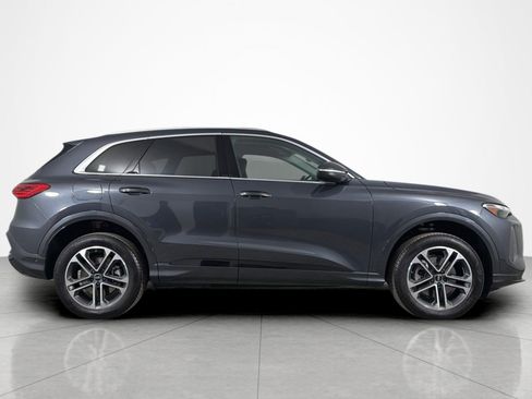 Used 2025 Audi Q5 Premium w/ Convenience Package AWD/4WD image 6