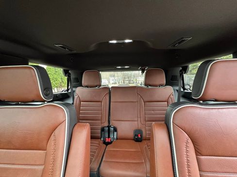 Used 2023 GMC Yukon Denali Ultimate AWD/4WD image 33