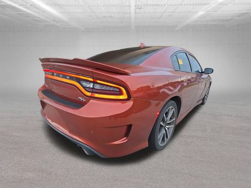 Used 2022 Dodge Charger R/T w/ Plus Group RWD image 6