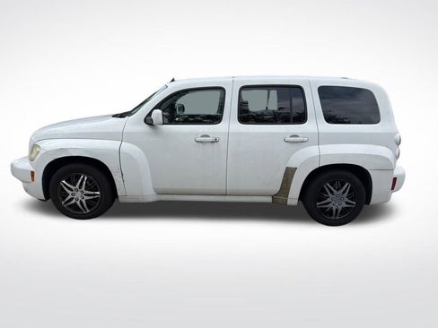 Used 2010 Chevrolet HHR LT FWD image 8