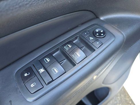 Used 2020 Jeep Grand Cherokee High Altitude image 27