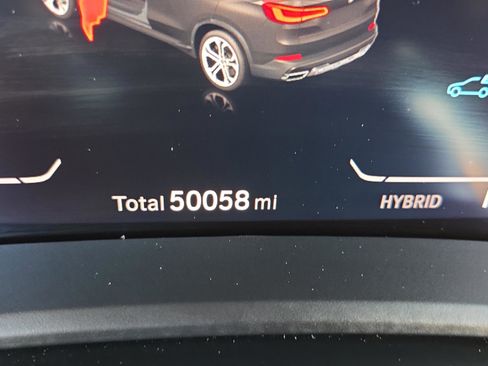 Used 2021 BMW X5 xDrive45e w/ Parking Assistance Package image 31