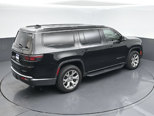 Used 2022 Jeep Wagoneer Series II AWD/4WD image 45