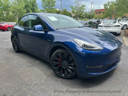 Used 2022 Tesla Model Y Performance AWD/4WD image 2