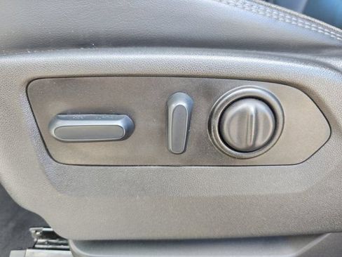 Used 2023 Chevrolet Silverado 2500 High Country w/ Z71 Off-Road Package image 29