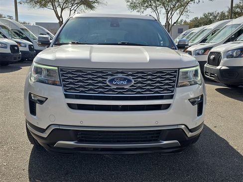 Certified 2018 Ford Explorer Platinum image 2