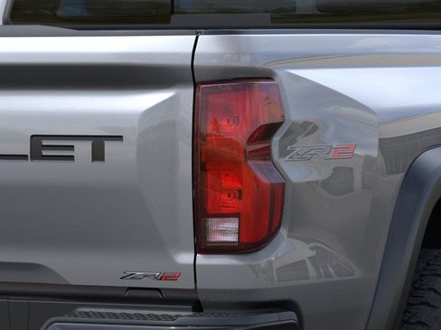 New 2026 Chevrolet Colorado ZR2 AWD/4WD image 11