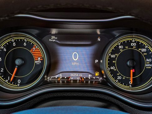 Used 2022 Jeep Cherokee Trailhawk w/ Trailer Tow Group image 27