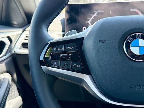 Used 2025 BMW 430i Convertible w/ Premium Package RWD image 36