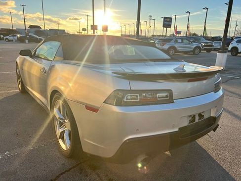 Used 2015 Chevrolet Camaro SS image 6