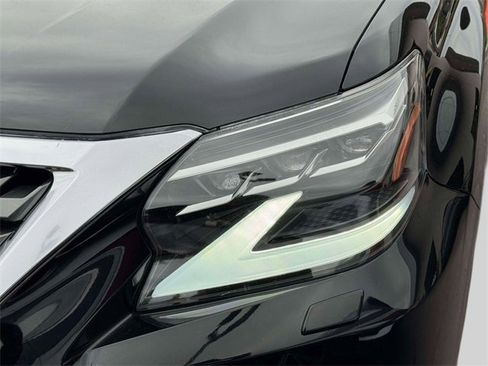 Used 2023 Lexus GX 460 Premium image 9