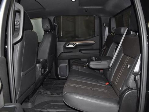 Used 2023 Chevrolet Silverado 1500 High Country w/ Technology Package image 29