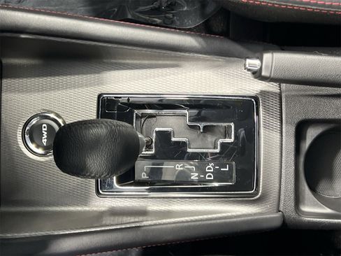 Used 2024 Mitsubishi Outlander Sport SE image 19