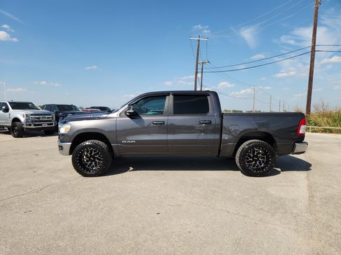 Used 2021 RAM 1500 Big Horn AWD/4WD image 4