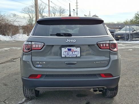 Used 2022 Jeep Compass Limited image 6