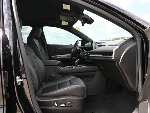 Certified 2024 Cadillac XT4 Premium Luxury w/ Cold Weather Package FWD image 21