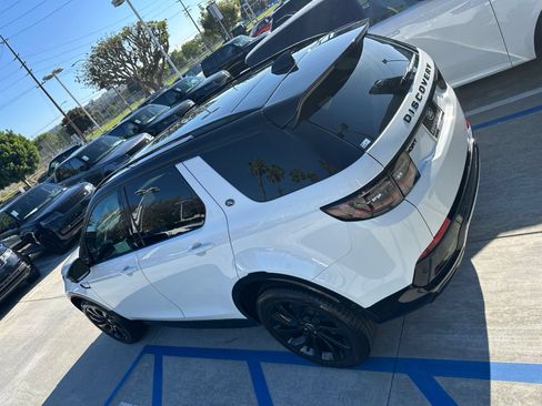 Certified 2025 Land Rover Discovery Sport Dynamic SE AWD/4WD image 5