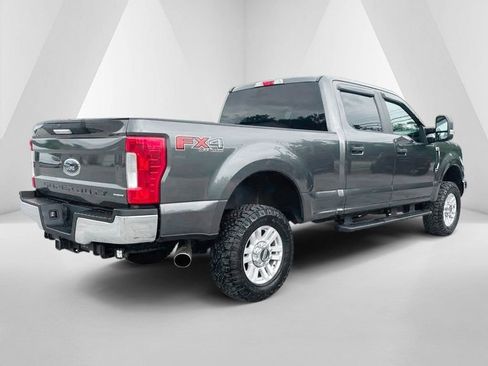 Used 2019 Ford F250 XL w/ STX Appearance Package AWD/4WD image 8