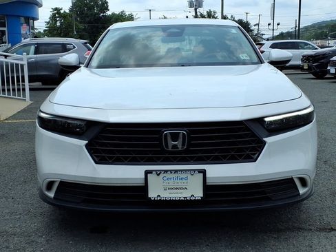 Used 2023 Honda Accord EX image 2