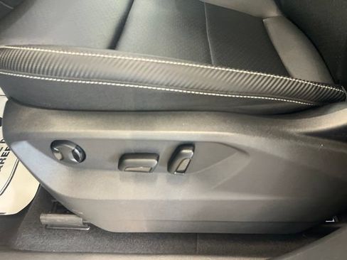 Used 2023 Volkswagen Atlas Cross Sport SE FWD image 26