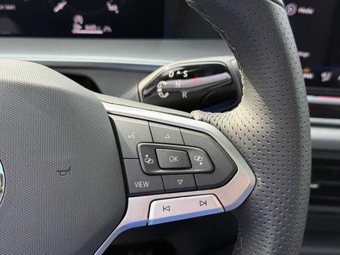New 2026 Volkswagen Tiguan SE R-Line AWD/4WD image 26