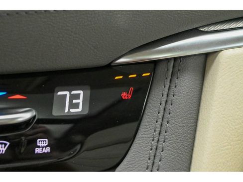 Certified 2025 Cadillac XT5 Premium Luxury image 30