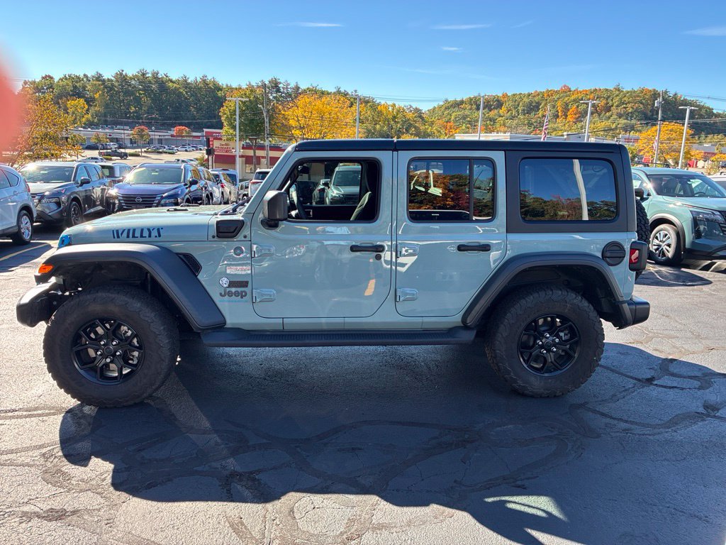 Used 2024 Jeep Wrangler Unlimited AWD/4WD image 4