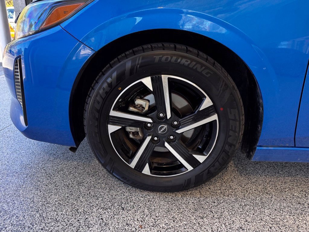 Used 2024 Nissan Sentra SV FWD image 10