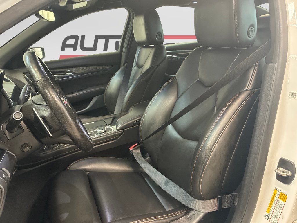 Used 2024 Cadillac CT5 Sport RWD image 11