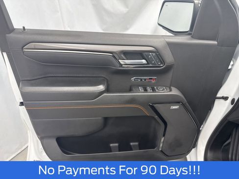Used 2022 GMC Sierra 1500 AT4 w/ Technology Package AWD/4WD image 15
