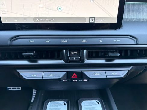 New 2027 Kia Telluride X-Line SX Prestige AWD/4WD image 14