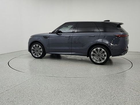 Used 2026 Land Rover Range Rover Sport Dynamic SE AWD/4WD image 7
