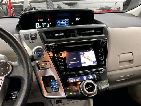 Used 2015 Toyota Prius V Four image 5