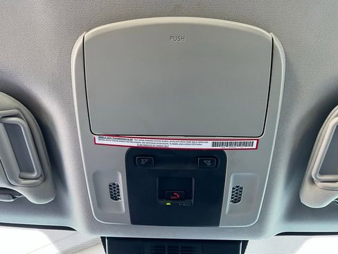 Used 2025 Toyota Camry LE image 16