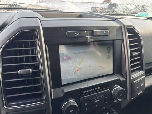 Used 2018 Ford F150 XLT w/ Equipment Group 302A Luxury image 22