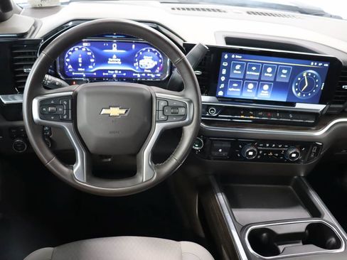 Used 2025 Chevrolet Silverado 2500 LT w/ All Star Edition AWD/4WD image 11