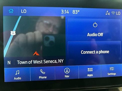 Used 2023 Ford Explorer XLT w/ Equipment Group 202A AWD/4WD image 17