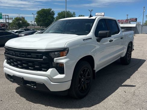 Used 2024 Chevrolet Silverado 1500 Custom w/ LPO, Dark Essentials Package RWD image 2