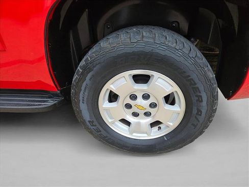 Used 2011 Chevrolet Tahoe LT w/ Luxury Package image 9