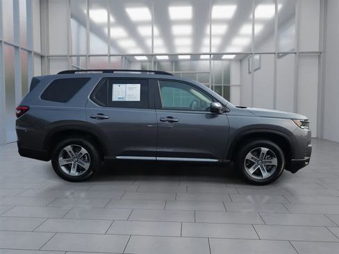 Certified 2026 Honda Pilot EX-L image 2